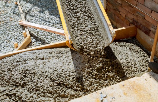 Cement Walkway Pouring in Westerville
